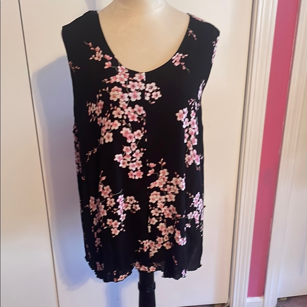 Floral Black and Pink Women's Top
